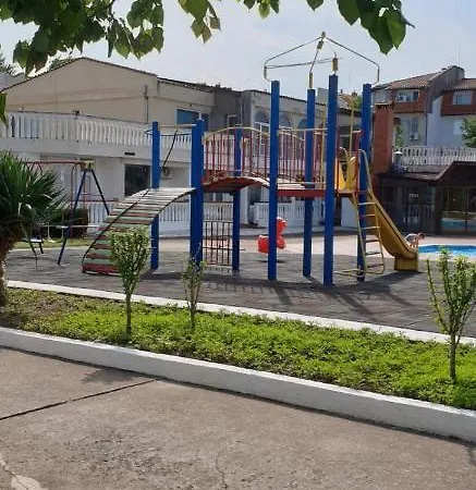 Appartamento Апартамент Двуспален Браво 1 Ромео И Гери *