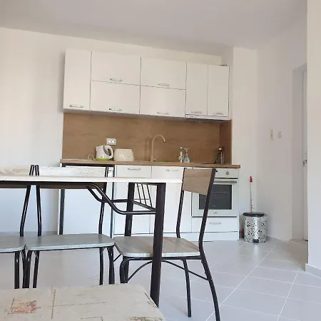 Апартамент Двуспален Браво 1 Ромео И Гери Appartamento Sunny Beach